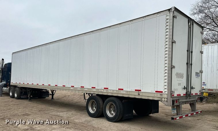 image for item LO9315 2013 Stoughton AVE-535T-S-C-AR  dry van trailer