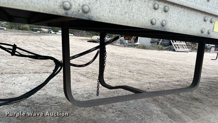 image for item LO9315 2013 Stoughton AVE-535T-S-C-AR  dry van trailer