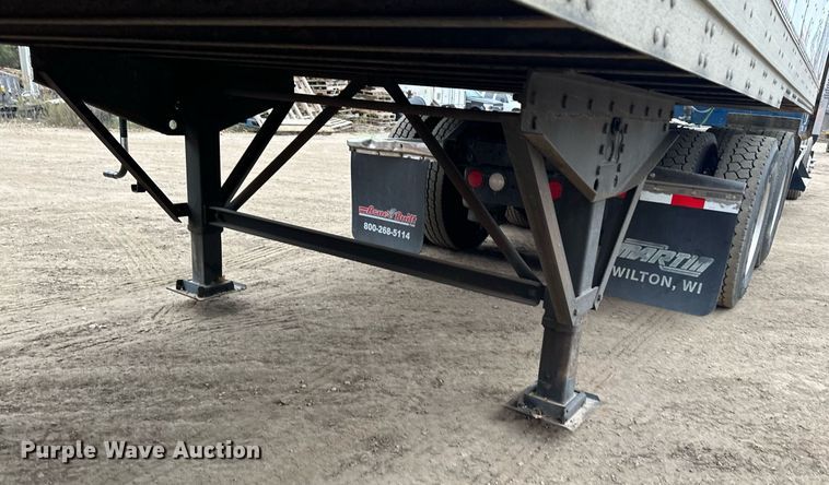 image for item LO9315 2013 Stoughton AVE-535T-S-C-AR  dry van trailer