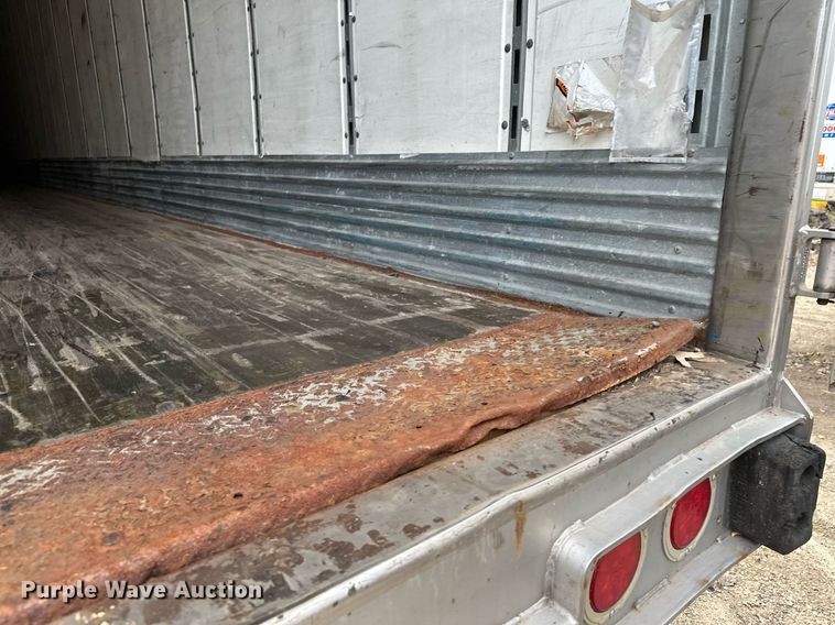 image for item LO9315 2013 Stoughton AVE-535T-S-C-AR  dry van trailer