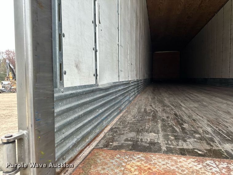 image for item LO9315 2013 Stoughton AVE-535T-S-C-AR  dry van trailer