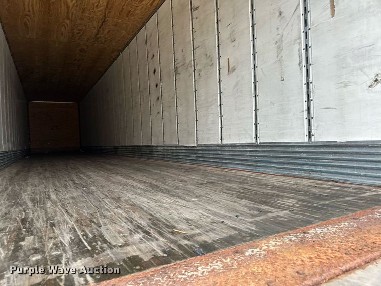 image for item LO9315 2013 Stoughton AVE-535T-S-C-AR  dry van trailer