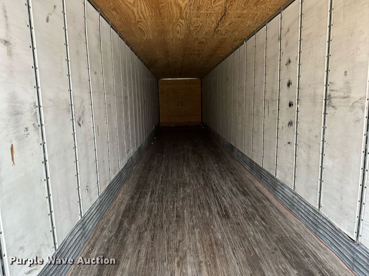 image for item LO9315 2013 Stoughton AVE-535T-S-C-AR  dry van trailer