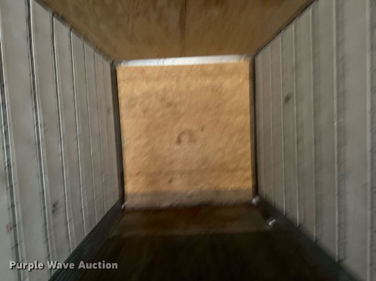 image for item LO9315 2013 Stoughton AVE-535T-S-C-AR  dry van trailer