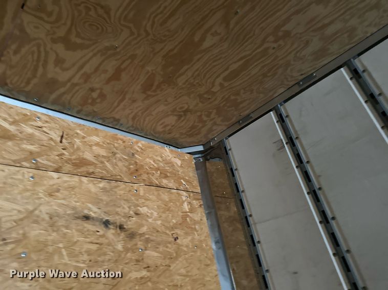 image for item LO9315 2013 Stoughton AVE-535T-S-C-AR  dry van trailer