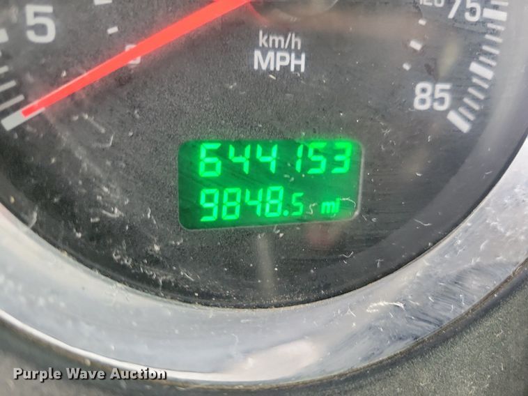 image for item LO9955 2012 Kenworth T800  semi truck