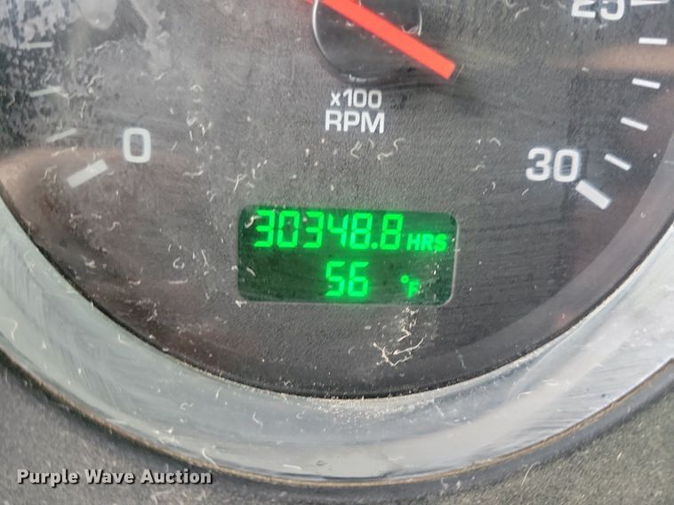 image for item LO9955 2012 Kenworth T800  semi truck