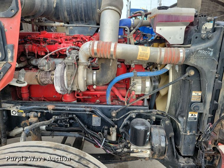 image for item LO9955 2012 Kenworth T800  semi truck