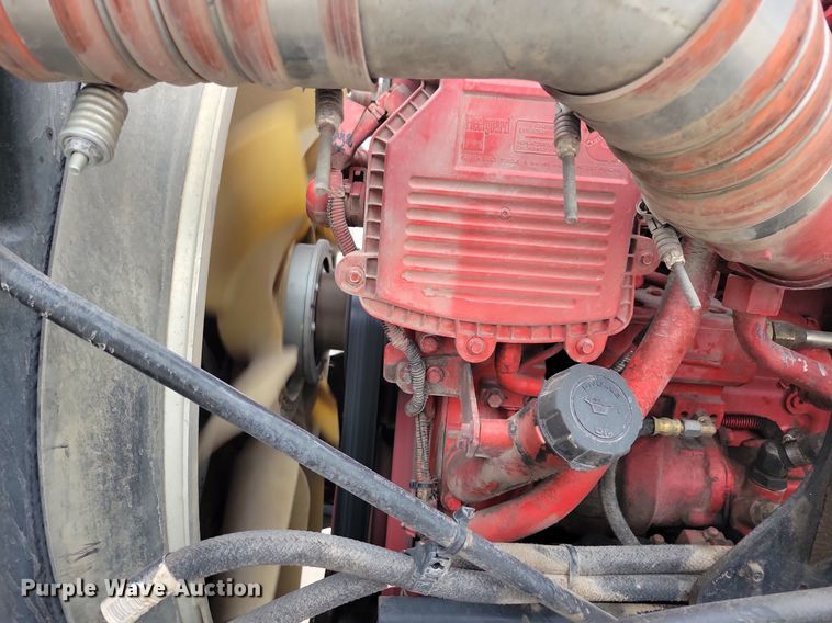 image for item LO9955 2012 Kenworth T800  semi truck