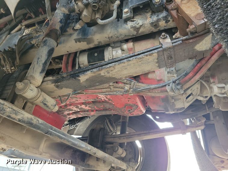 image for item LO9955 2012 Kenworth T800  semi truck