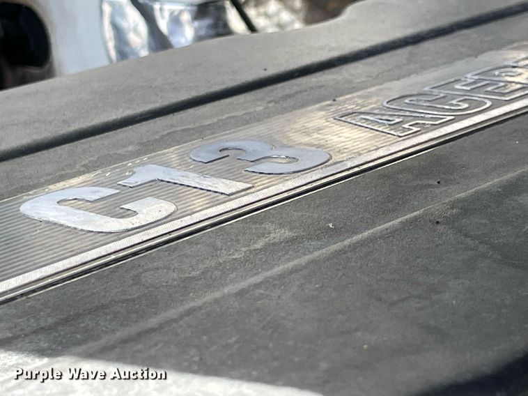 image for item LV9119 2007 Peterbilt 385  semi truck