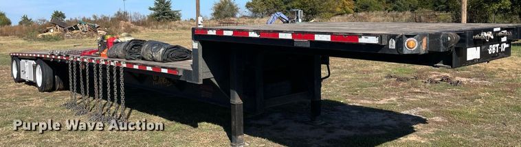 image for item LV9190 2015 Fontaine  drop deck equipment trailer