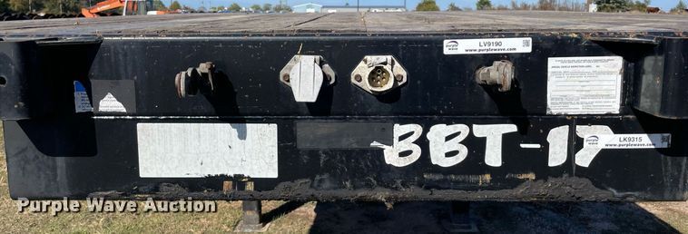 image for item LV9190 2015 Fontaine  drop deck equipment trailer