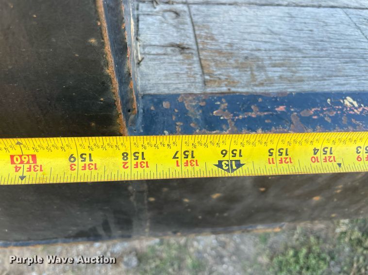 image for item LV9190 2015 Fontaine  drop deck equipment trailer