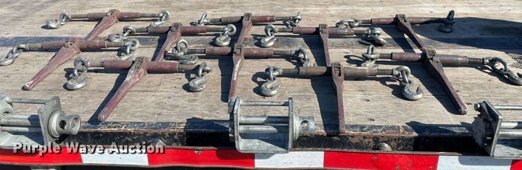 image for item LV9190 2015 Fontaine  drop deck equipment trailer