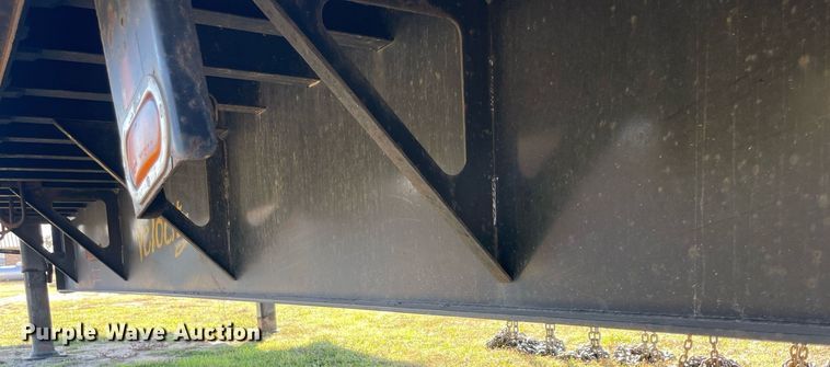 image for item LV9190 2015 Fontaine  drop deck equipment trailer