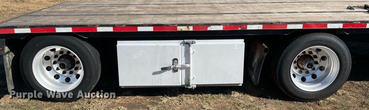 image for item LV9190 2015 Fontaine  drop deck equipment trailer