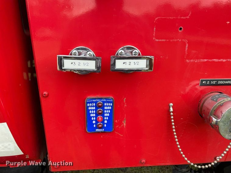 image for item LV9193 1987 GMC C7000  pumper fire truck