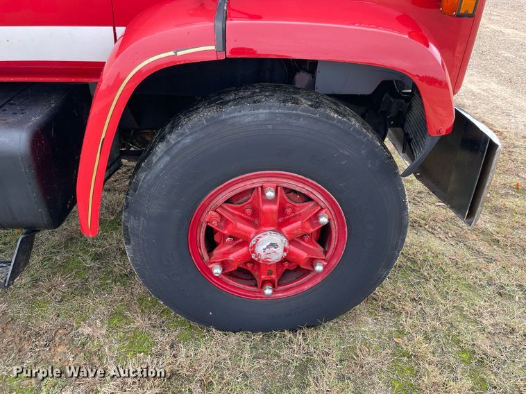 image for item LV9193 1987 GMC C7000  pumper fire truck