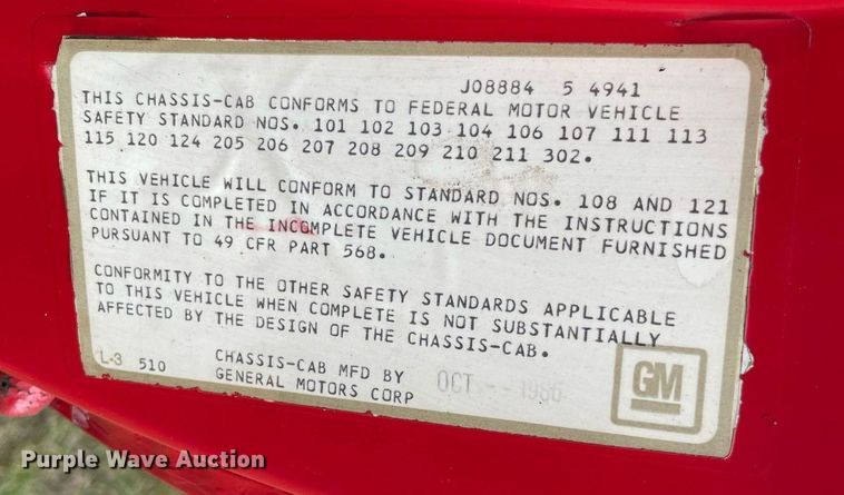 image for item LV9193 1987 GMC C7000  pumper fire truck