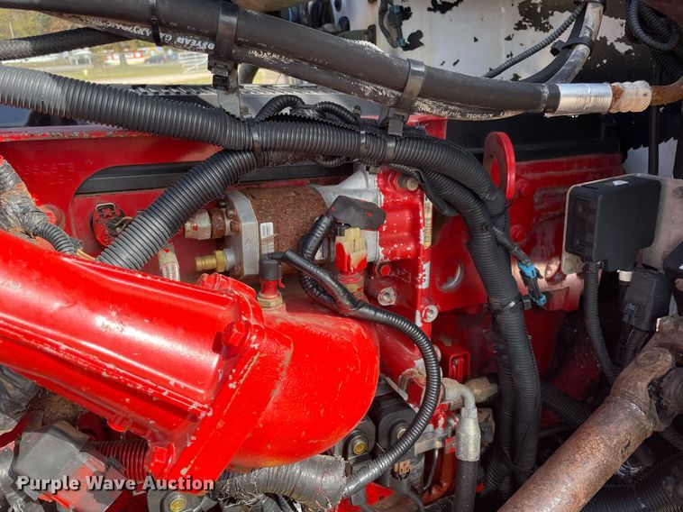 image for item LV9194 2007 Peterbilt 378  winch truck