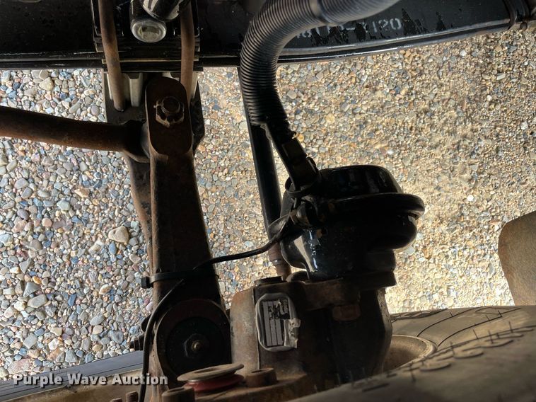 image for item LV9194 2007 Peterbilt 378  winch truck