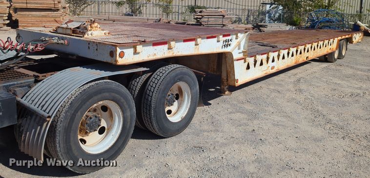 image for item LY9352 2001 Trail King  drop deck equipment trailer