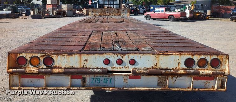 image for item LY9352 2001 Trail King  drop deck equipment trailer