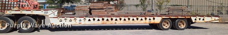 image for item LY9352 2001 Trail King  drop deck equipment trailer