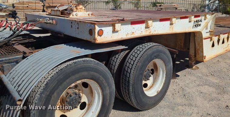 image for item LY9352 2001 Trail King  drop deck equipment trailer