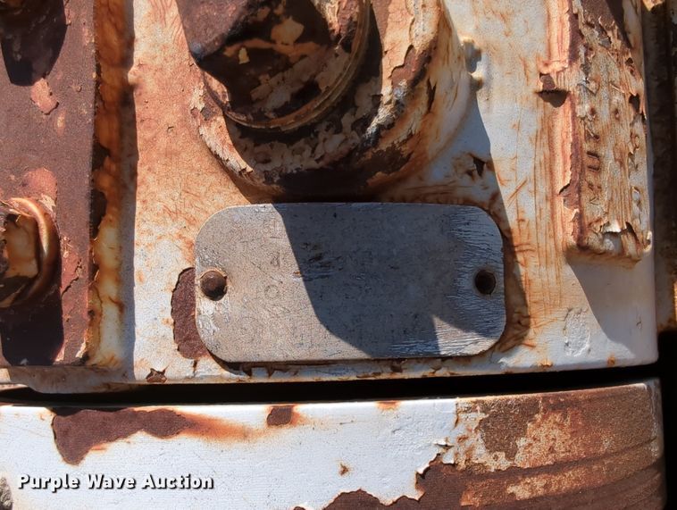 image for item LY9352 2001 Trail King  drop deck equipment trailer