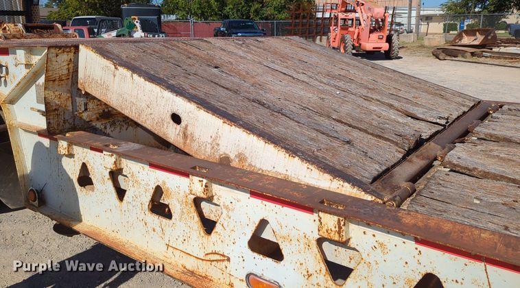 image for item LY9352 2001 Trail King  drop deck equipment trailer