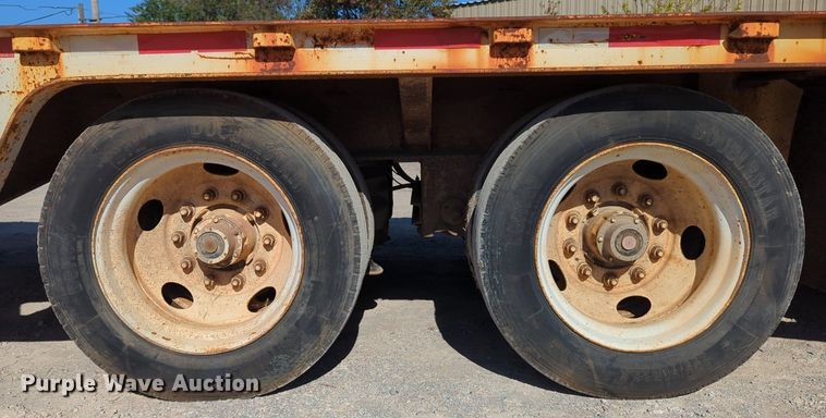 image for item LY9352 2001 Trail King  drop deck equipment trailer