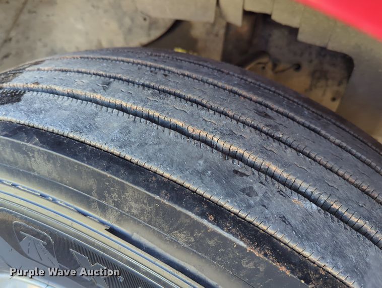 image for item LY9476 2016 Freightliner Coronado 122SD  semi truck