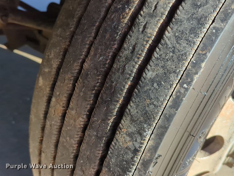 image for item LY9476 2016 Freightliner Coronado 122SD  semi truck