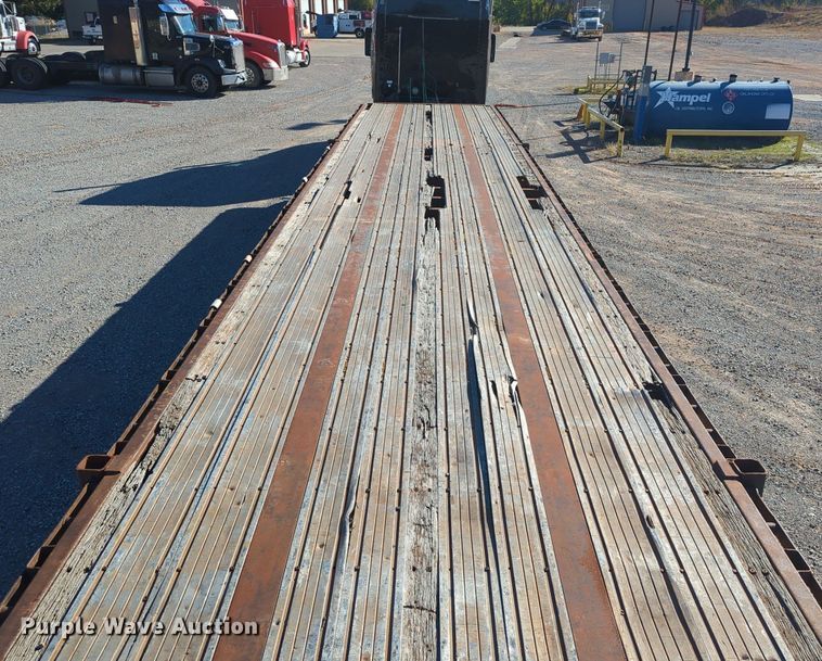 image for item LY9477 1996 Transcraft TL-2000  flatbed trailer