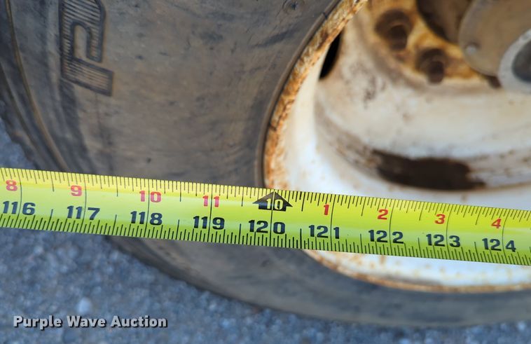 image for item LY9477 1996 Transcraft TL-2000  flatbed trailer