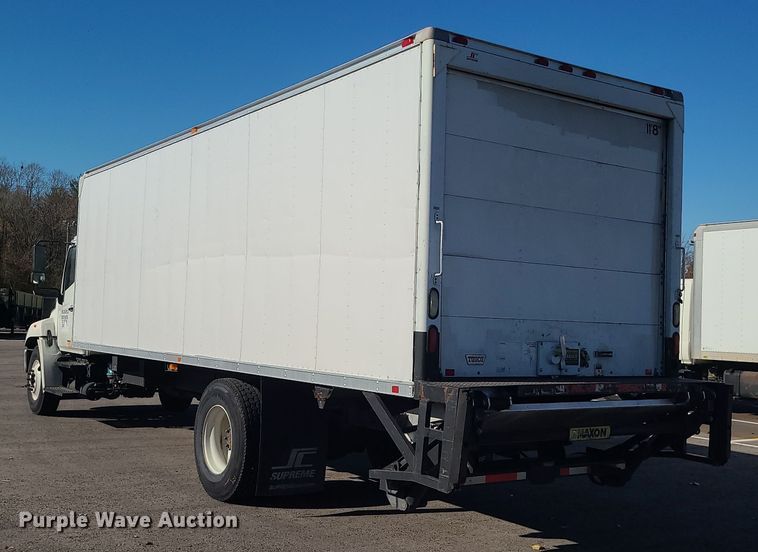 image for item MJ9530 2008 Hino 268  box truck