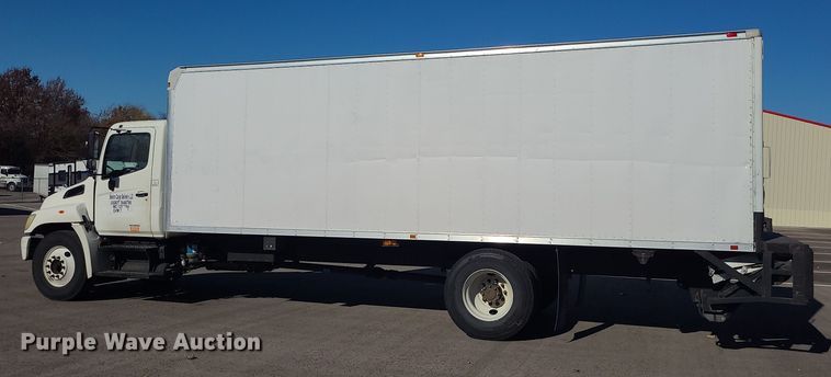 image for item MJ9530 2008 Hino 268  box truck