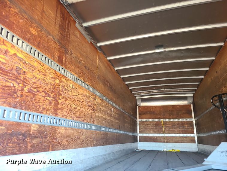 image for item MJ9530 2008 Hino 268  box truck