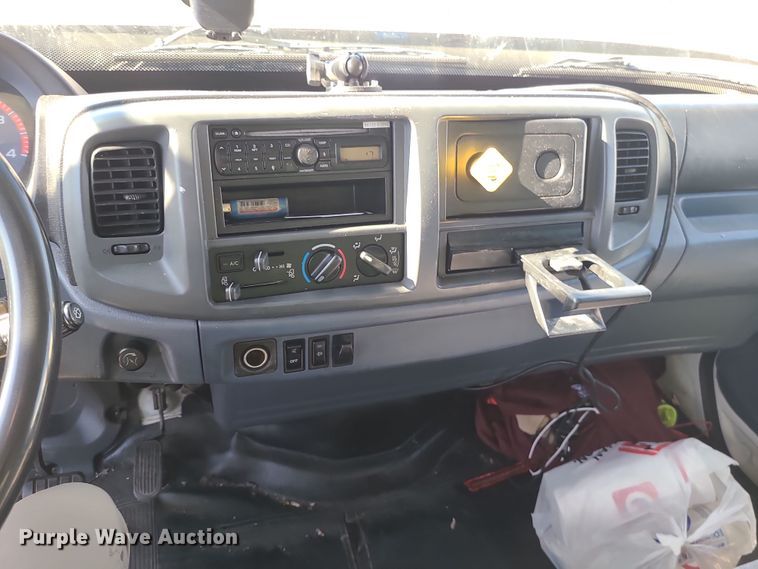 image for item MJ9530 2008 Hino 268  box truck