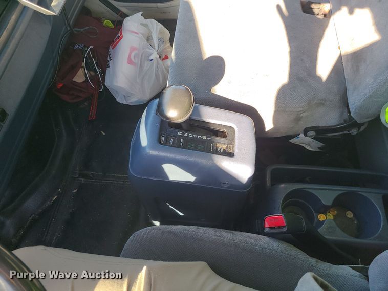 image for item MJ9530 2008 Hino 268  box truck