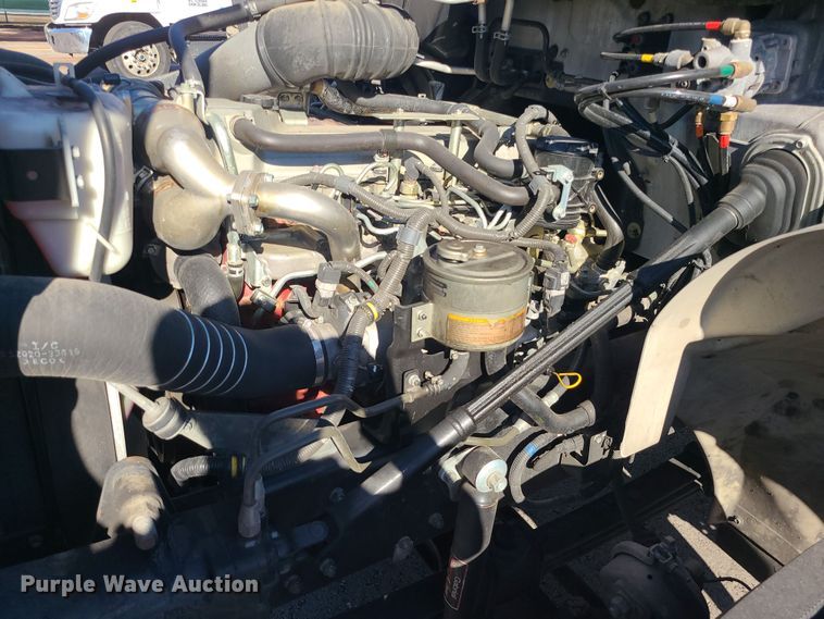 image for item MJ9530 2008 Hino 268  box truck