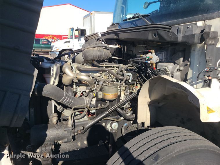 image for item MJ9530 2008 Hino 268  box truck