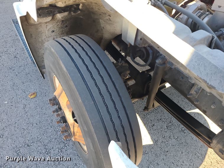 image for item MJ9530 2008 Hino 268  box truck