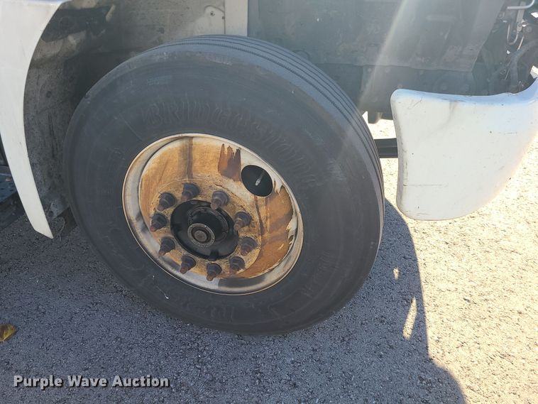 image for item MJ9530 2008 Hino 268  box truck