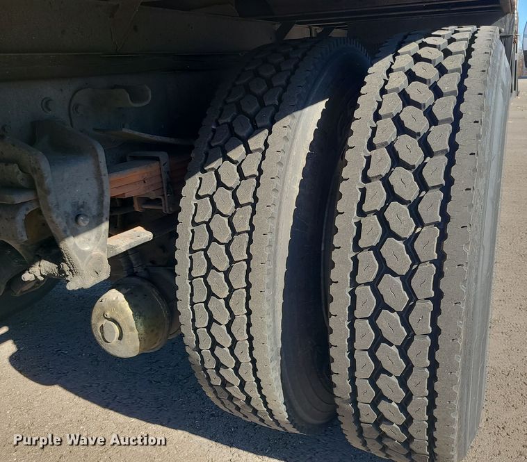 image for item MJ9530 2008 Hino 268  box truck