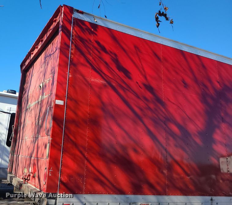 image for item MJ9531 2010 Hino 268  box truck