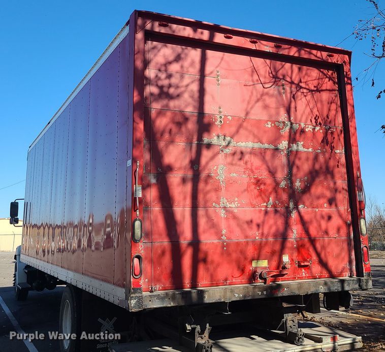 image for item MJ9531 2010 Hino 268  box truck