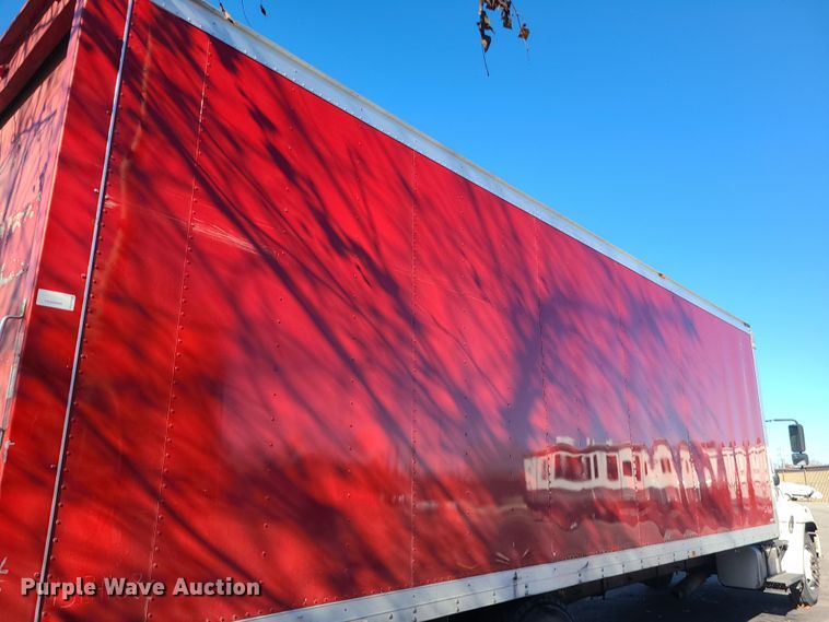 image for item MJ9531 2010 Hino 268  box truck